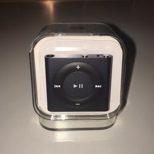 iPod Shuffle - Black, 2GB